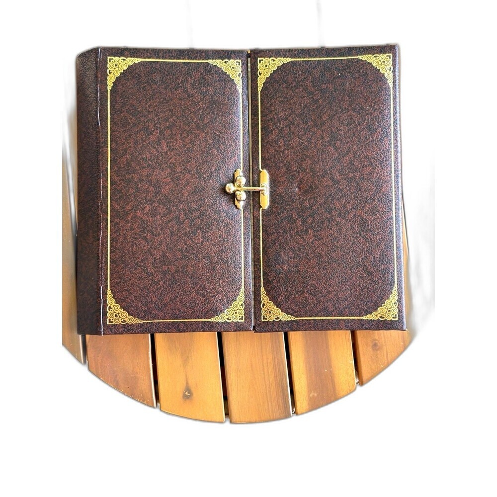 Vintage Pioneer Empty Photo Album Faux Leather Cover With Metal Clasp Retro